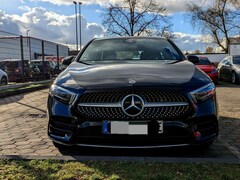 Bild des Angebotes Mercedes-Benz A 250 8G-DCT/AMG/ambiant/MBUX/18"/navi/kamera