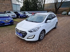 Bild des Angebotes Hyundai i30 1.6 AUTOMATIK Klimatro 68Tkm Sitzhzg Tempom AHK