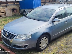 Bild des Angebotes VW Passat Variant 2.0 TDI DPF DSG Trendline