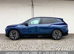 Bild des Angebotes BMW iX 50 xDr. *SPORTPAKET*PANO*22 ZOLL*2 ACHS LUFT*