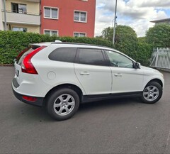 Bild des Angebotes Volvo XC60 DRIVe Momentum