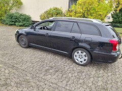 Bild des Angebotes Toyota Avensis Avensis Combi 1.8 VVT-i Combi