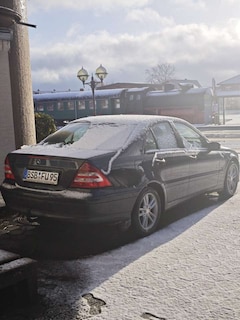 Bild des Angebotes Mercedes-Benz 200