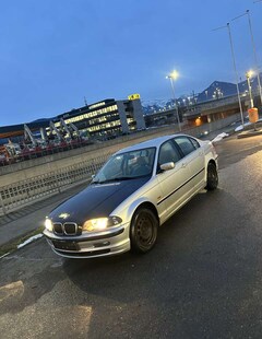 Bild des Angebotes BMW 323 BMW E46 323i