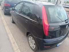 Bild des Angebotes Fiat Punto Punto 1.2 8V Active Clima