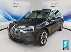 Bild des Angebotes BMW iX xDrive50 AHK Laser STANDHZ HEAD-UP MASSAGE BT