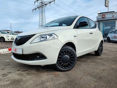 Bild des Angebotes Lancia Ypsilon 1.0 Hybrid "SILVER" (Premium) Tagesz.