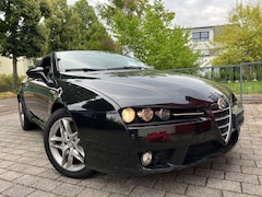 Alfa Romeo Brera 2.4 JTDM 20V OPEN SKY SCHECKHEFTGEPFLEGT