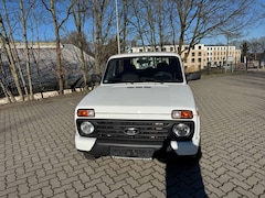 Bild des Angebotes Lada Taiga Basis 4x4 Urban