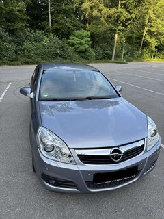 Bild des Angebotes Opel Vectra 1.8 Cosmo