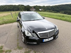 Bild des Angebotes Mercedes-Benz E 350 T CDI DPF 4Matic BlueEFFICIENCY 7G-TRONIC