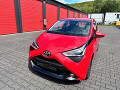 Bild des Angebotes Toyota Aygo AYGO x-play connect