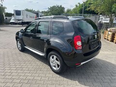 Bild des Angebotes Dacia Duster 1.6 16V 105 4x4 Lauréate