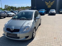 Bild des Angebotes Toyota Yaris Sol 1.3 I-VVTi 5trg,Klima,8-fach,1.Hand