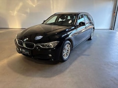 Bild des Angebotes BMW 320 d PANO AHK XENON PDC NAVI