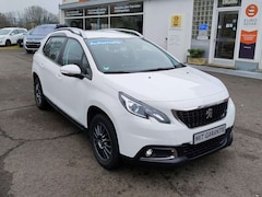 Bild des Angebotes Peugeot 2008 1,2 PT. 110 S&S Active Automatik, AHK, Allwetter
