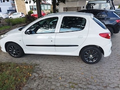 Bild des Angebotes Peugeot 206 206+ 60