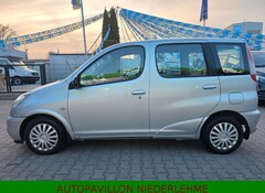 Bild des Angebotes Toyota Yaris Verso 1.3*Klima*Allwetter*1.Hand*S-Heft*