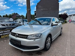 Bild des Angebotes VW Jetta VI Comfortline/ALU/KLIMA/AHK/SHZ