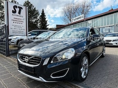 Bild des Angebotes Volvo V60 2.4 D5 Kom.Summum*AUTOMATIK*KAMERA*PDC*XENON