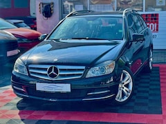 Bild des Angebotes Mercedes-Benz C 350 T-Modell*4M*AHK*TEMP*KAM*SCHIEBEDACH
