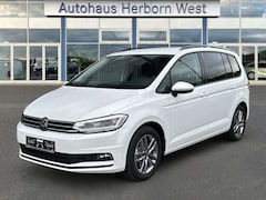 Bild des Angebotes VW Touran 1.5 TSI Comfortline AHK 7-Sitzer elektr. Heckklapp