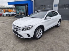 Bild des Angebotes Mercedes-Benz GLA 180 Navi/Pano/Kam/SHZ/Bluetooth/Tempo