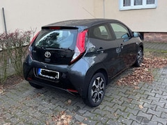 Bild des Angebotes Toyota Aygo Aygo x-play club