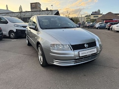 Bild des Angebotes Fiat Stilo Stilo  5-Türer 1.4 16V TÜV und HU neu 2/2028