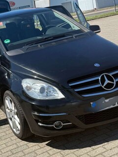 Bild des Angebotes Mercedes-Benz B 160 BlueEFFICIENCY SPORT EDITION