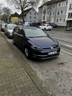 Bild des Angebotes VW Golf Variant Comfortline BMT/Start-Stopp Tüv Neu 8fach bereift