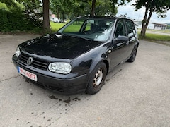 VW Golf