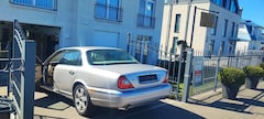 Bild des Angebotes Jaguar XJ8 4.2 Executive,1 Hand, lückenlos Jaguar Scheckheft gepflegt, Inspektion NEU