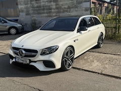 Bild des Angebotes Mercedes-Benz E 63 AMG AMG E 63 4Matic  T 9G-TRONIC