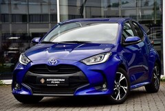Bild des Angebotes Toyota Yaris 1.5 CVT Hybrid Teamplayer Kamera CarPlay
