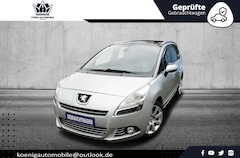 Bild des Angebotes Peugeot 5008 155 THP Allure Aut./ Leder / Pano / 7 Sitze