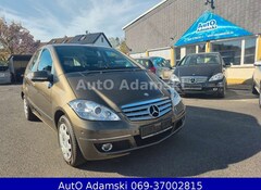 Bild des Angebotes Mercedes-Benz A 180 A180 Autotr Avtgarde 1.Hand Xenon P-Assist 77tkm