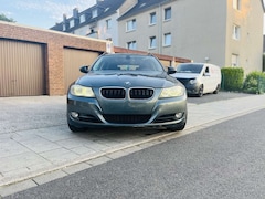 Bild des Angebotes BMW 320 320d xDrive DPF Touring