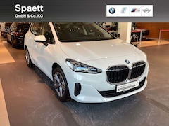 Bild des Angebotes BMW 220 i Active Tourer DAB LED Komfortzg. AHK Shz