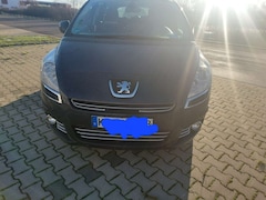 Bild des Angebotes Peugeot 5008 155 THP Family Plus