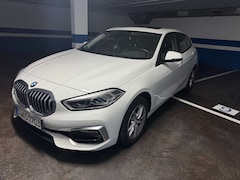 Bild des Angebotes BMW 118 1er+Diesel+118d+Aut.+Luxury+Line