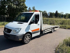 Bild des Angebotes Mercedes-Benz Sprinter AUTOMAT Abschleppwagen Autotransporter