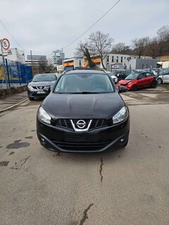 Bild des Angebotes Nissan Qashqai +2 Tekna 4X4