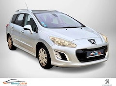 Bild des Angebotes Peugeot 308 SW Active Panoramadach AHK 8-fach bereift