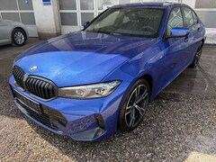 Bild des Angebotes BMW 318 iAut/M-Sportpaket/Schaltwippen/Hifi/Navi Plus