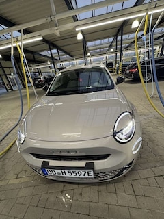 Bild des Angebotes Fiat 600 115 kW La Prima