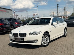 Bild des Angebotes BMW 520 d Touring Aut. *Teilleder*Navi*Bi-Xenon*