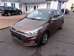 Bild des Angebotes Hyundai i20 Trend Klima SHZ PDC ALU