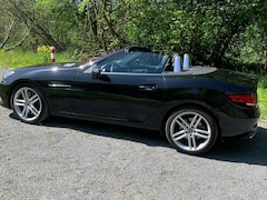 Bild des Angebotes Mercedes-Benz SLC 180 SLC 180 9G-TRONIC RedArt Edition