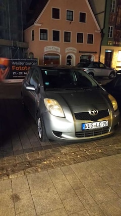 Bild des Angebotes Toyota Yaris 1.3